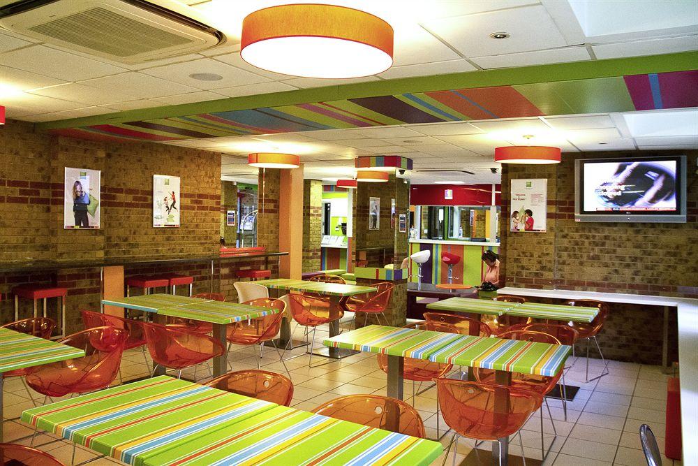 Ibis Styles London Walthamstow Hotel Exterior photo