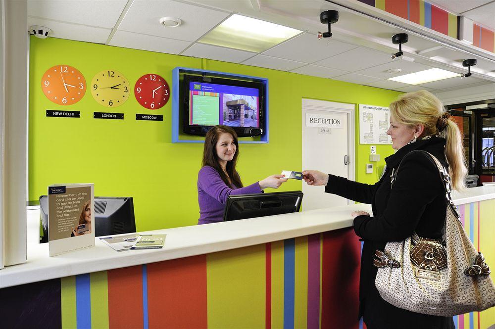 Ibis Styles London Walthamstow Hotel Exterior photo