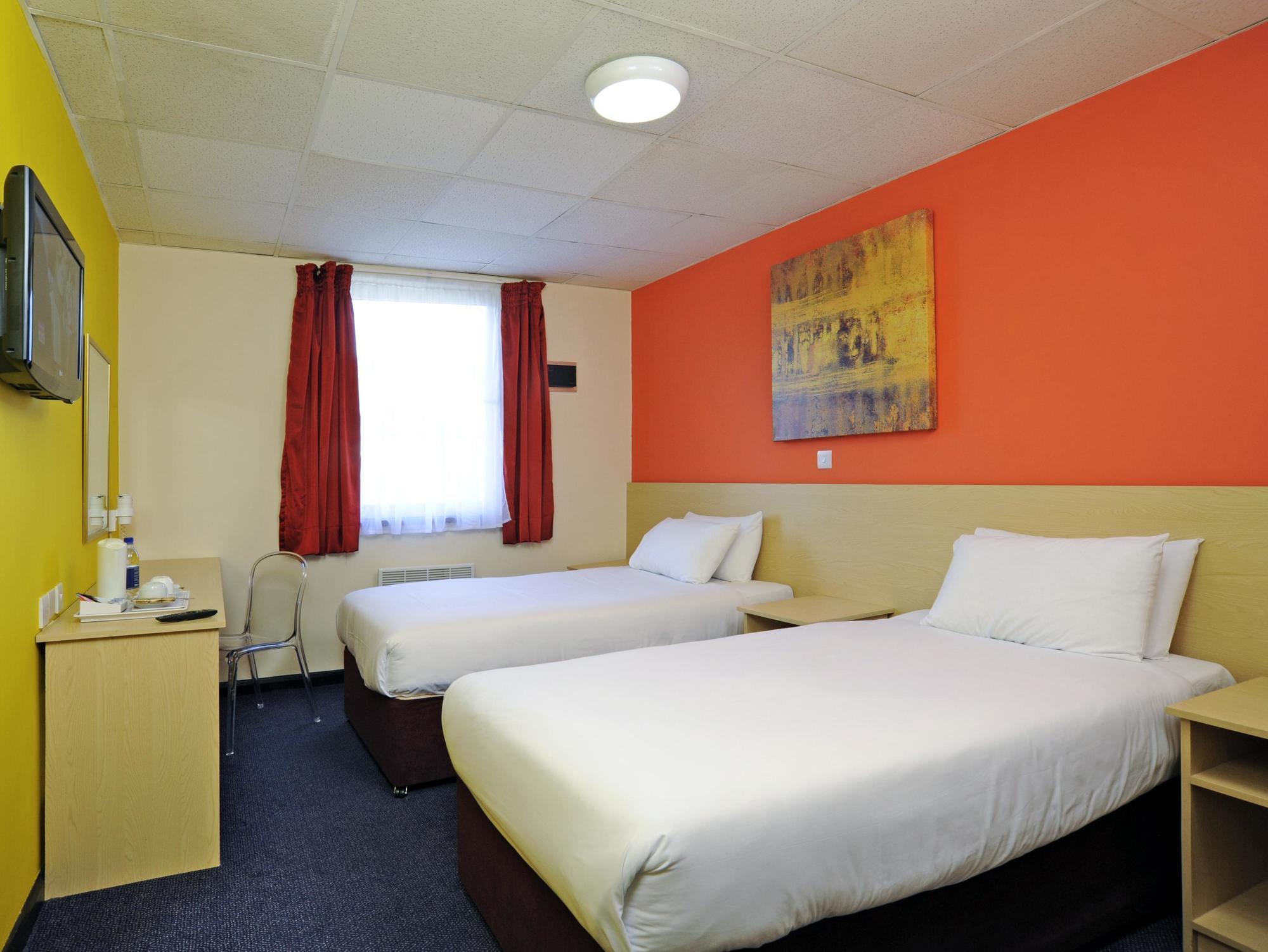 Ibis Styles London Walthamstow Hotel Room photo