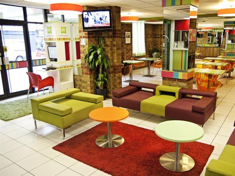 Ibis Styles London Walthamstow Hotel Exterior photo