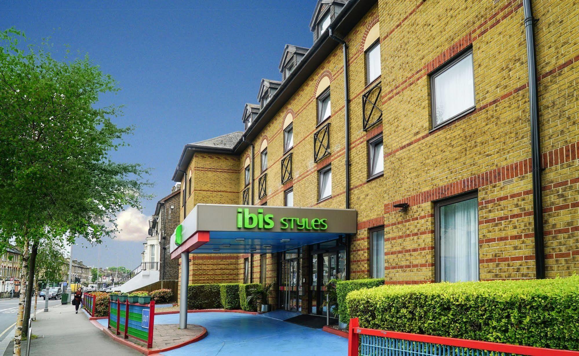 Ibis Styles London Walthamstow Hotel Exterior photo