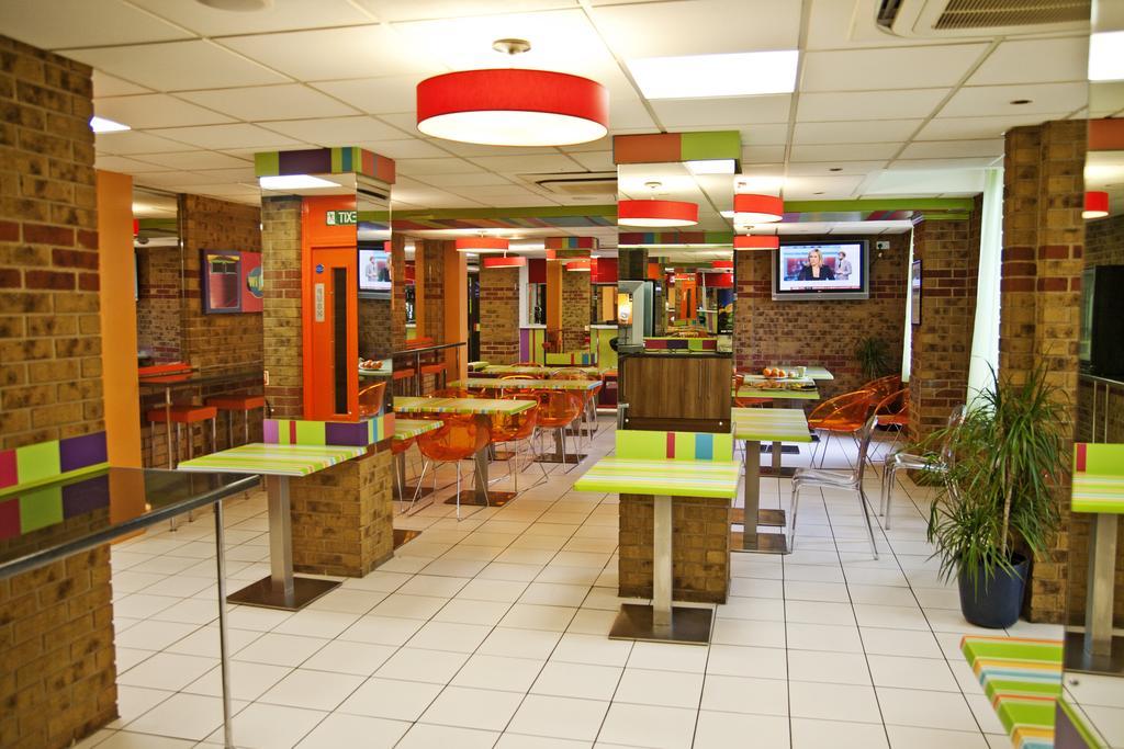 Ibis Styles London Walthamstow Hotel Exterior photo