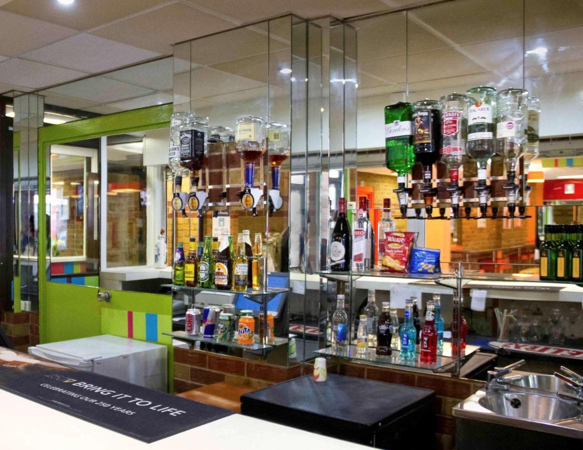 Ibis Styles London Walthamstow Hotel Exterior photo